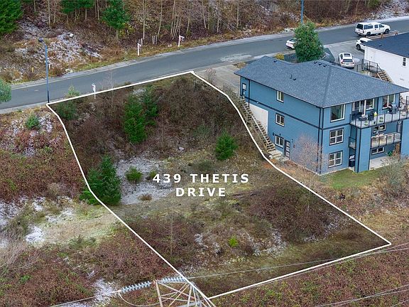 2nd image of 439 Thetis Dr