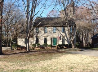 2005 La Vista Dr, High Point, NC 27265