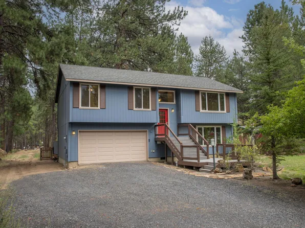 59736 Navajo Rd, Bend, OR 97702