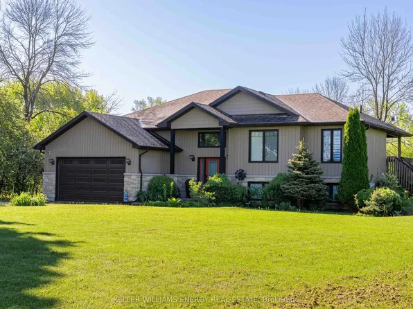 1687 Lakeside Dr, Prince Edward County, ON K0K 1T0