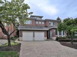 923 Hastings St, Park Ridge, IL 60068