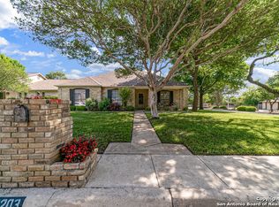 13203 Hill Forest St, San Antonio, TX 78230