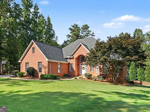 3rd image of 2357 Sheridan Ct