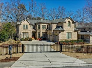 2358 Fairoaks Rd, Decatur, GA 30033