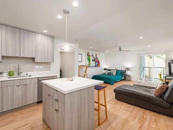 2nd image of 285.5 Lee St #105