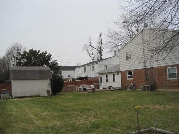 3rd image of 7290 Klyemore Dr