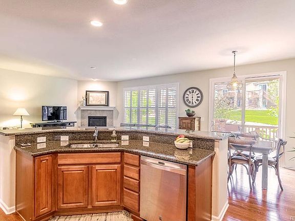 4th image of 4694 Belford Cir