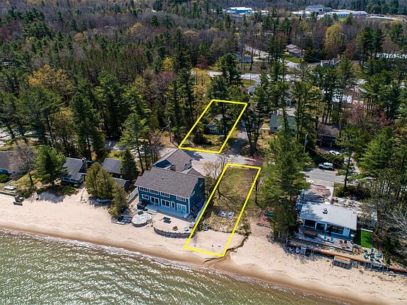 3rd image of 240 S Shore Dr