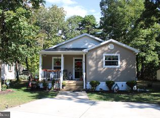 46 Hazeltop Dr, Sicklerville, NJ 08081