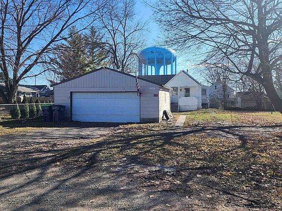 2nd image of 1908 Kosciuszko Ave