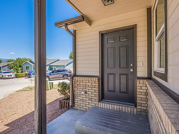 4th image of 651 Colony Rd