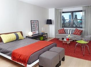 220 E 39th St, New York, NY 10016