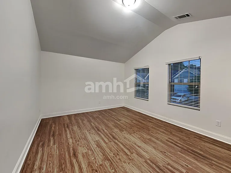 460 Omnia Ridge Way — Photo 21