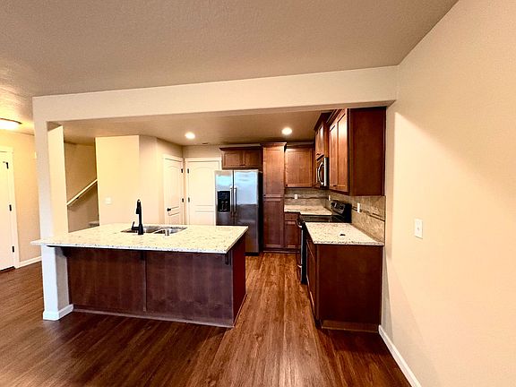 3rd image of 9700-9816 NE 76th Way #9804