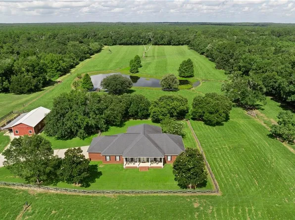 9750 Bellingrath Rd, Theodore, AL 36582