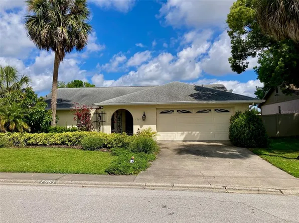 7561 HOLLY LAKE LANE, NEW PORT RICHEY, FL 34653