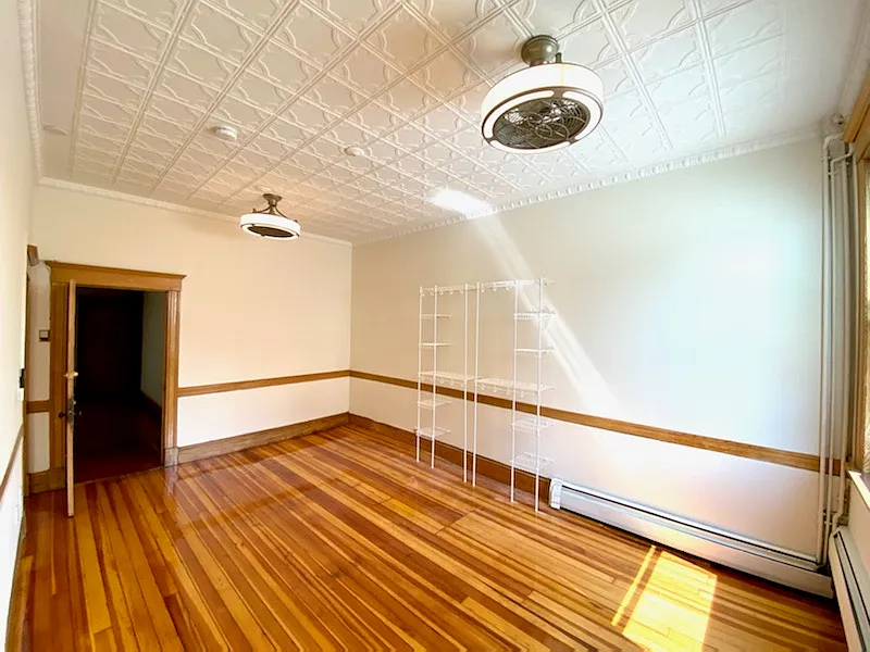 1 bed, 302 sqft, $2,150 — Photo 3