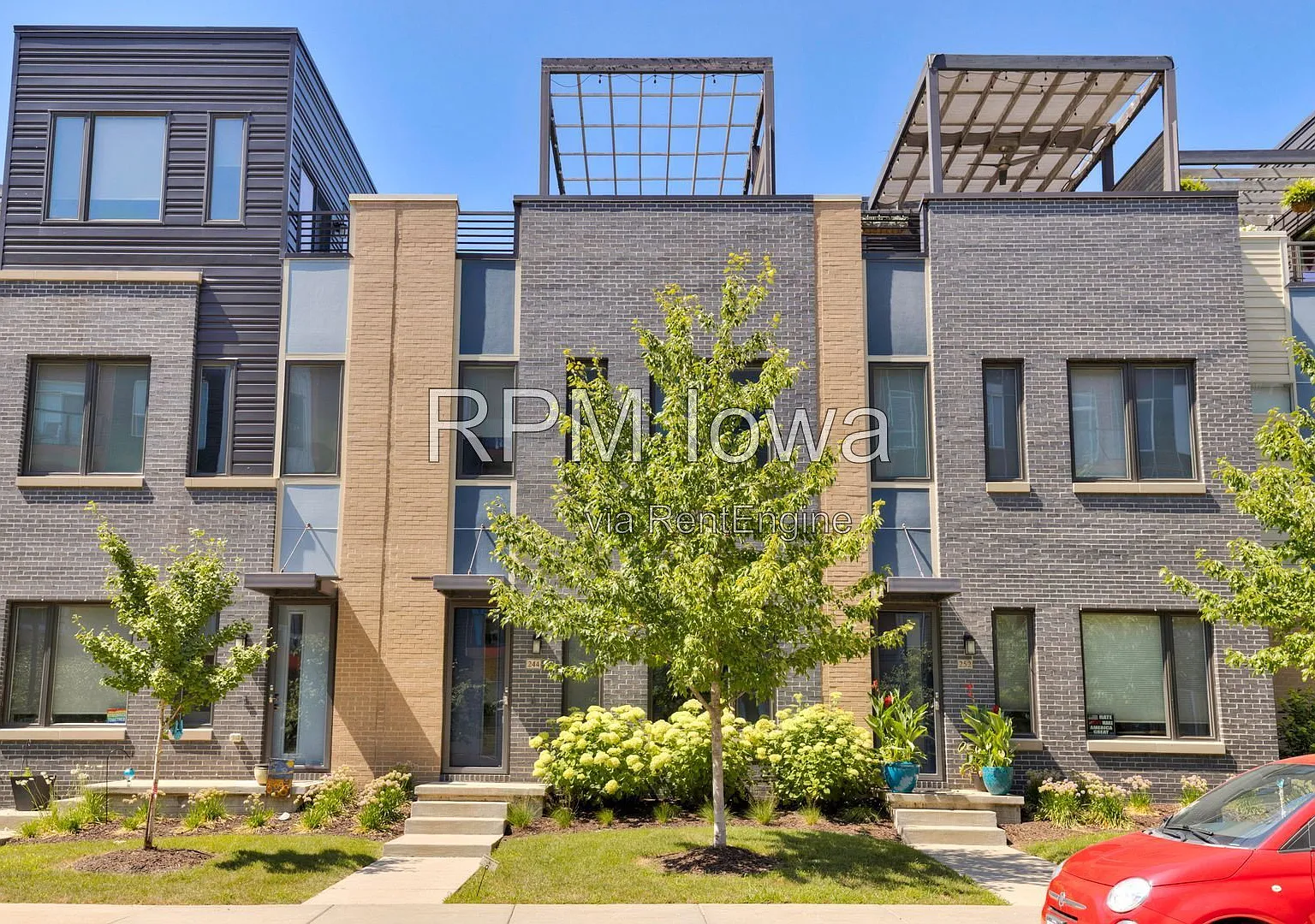 3 bed, 2.5 bath, 1850 sqft, $2,895 — Photo 1