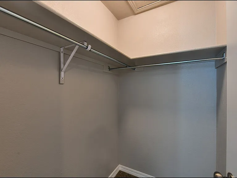917 Odle Pl — Photo 29