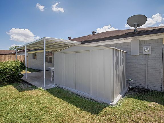 3rd image of 7306 Nightingale Circle
