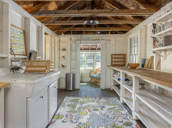 263 Caldwell Lane, Oxford, ME 04270