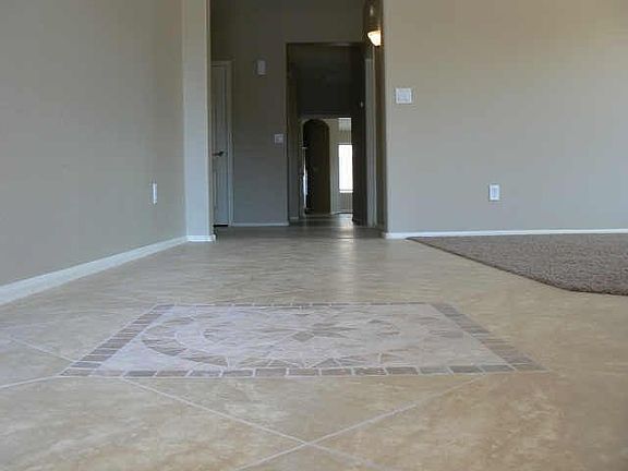 2nd image of 16108 W Shiloh Ln