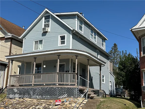 215 1st Ave, Waynesburg, PA 15370