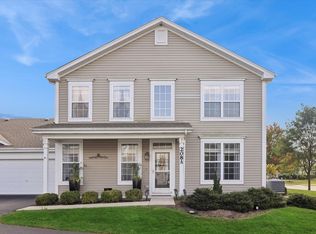 208 Belle Vue Ct #A, Sugar Grove, IL 60554