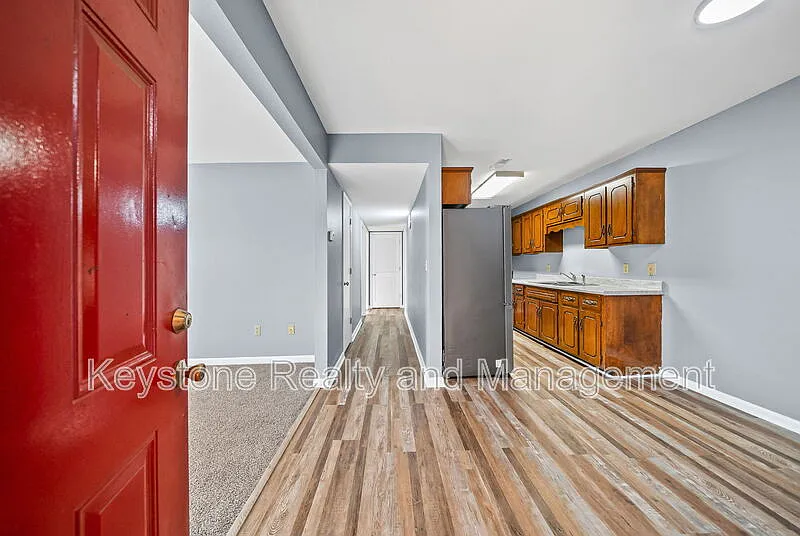 2 bed, 1.0 bath, 850 sqft, $950 — Photo 4