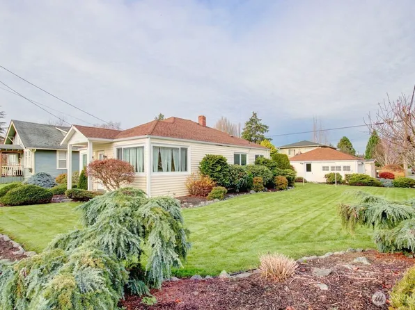 1102 17th Street, Anacortes, WA 98221