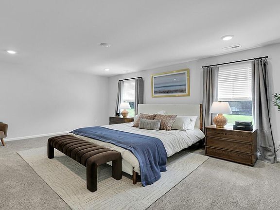 5th image of 128 Serrano St