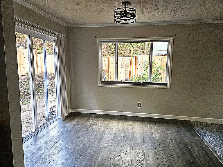 1045 SW Bertha Blvd #1 — Photo 2