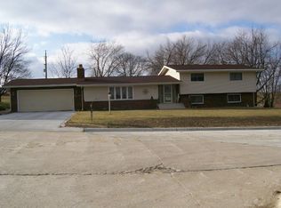 401 11th St, Adair, IA 50002