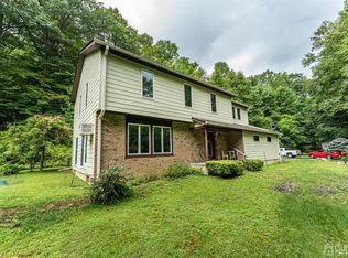 225 Cherry Tree Bend Rd, Pt Murray, NJ 07865