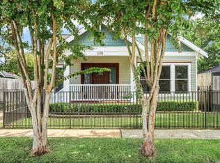 208 Moss St, Houston, TX 77009
