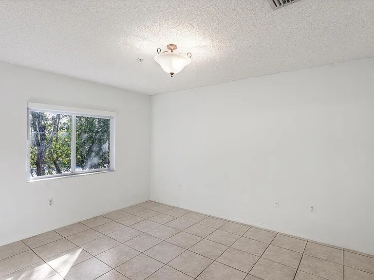 10129 W Atlantic Blvd #E3 — Photo 8