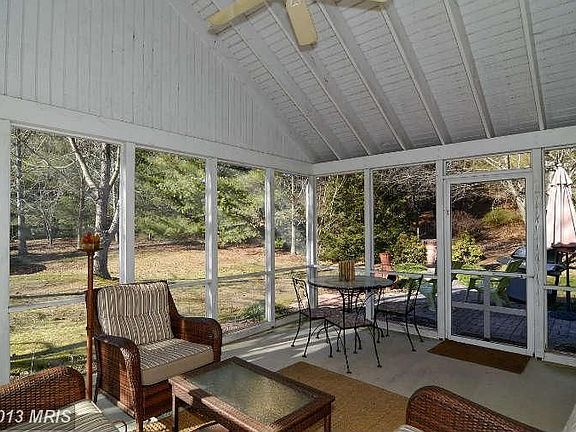 5th image of 21104 Chrisman Hill Ct
