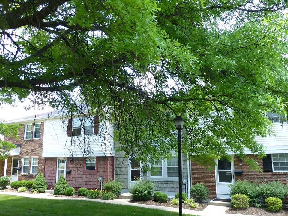 1st image of 3395 Amberway Ct