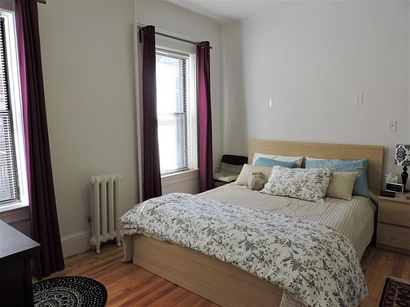 5th image of 84 Prescott St #33