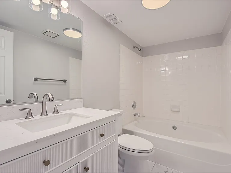 6761 S Ivy Way #B4 — Photo 10