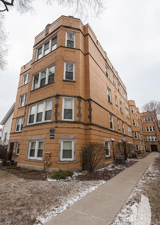 1st image of 4814 N Paulina St #425