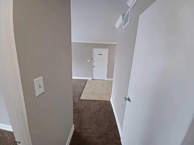 1830 Maravilla Ave #212 — Photo 13