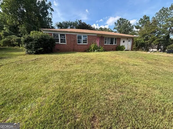 3658 W Point Rd, Lagrange, GA 30240