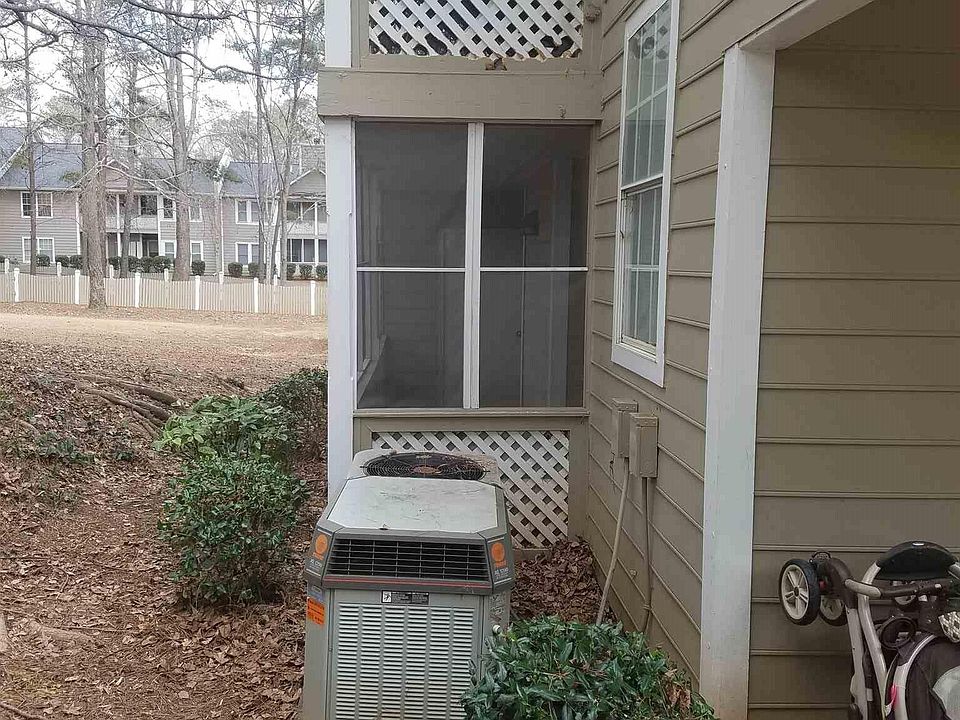 2nd image of 6457 Northridge Way
