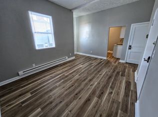 526 E 8th Ave APT 2, Homestead, PA