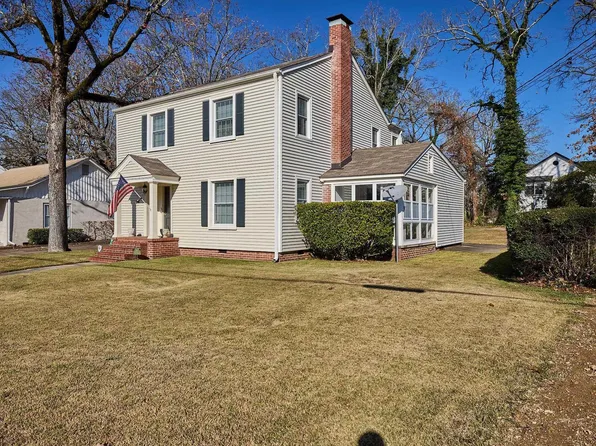 206 Oakwood Ave, Hot Springs, AR 71913