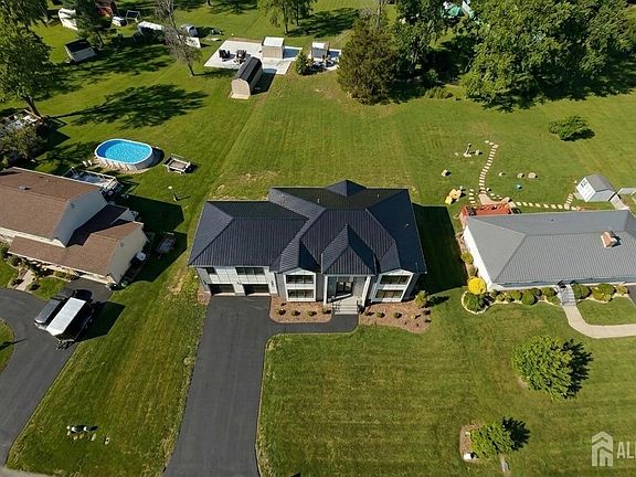 5th image of 11 Williams Rd