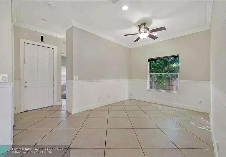 2501 NW 8th St — Photo 10