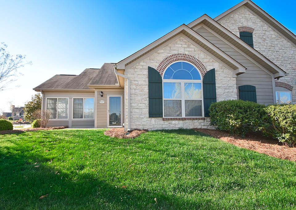 1st image of 4516 Parkgate Dr