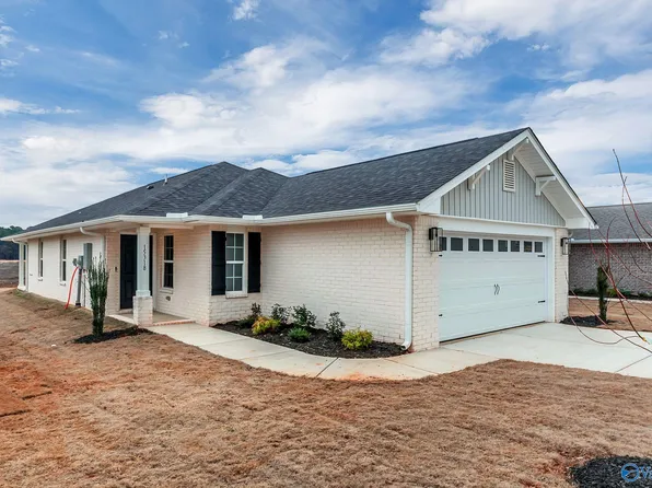 15376 Lapwing Cv, Athens, AL 35611